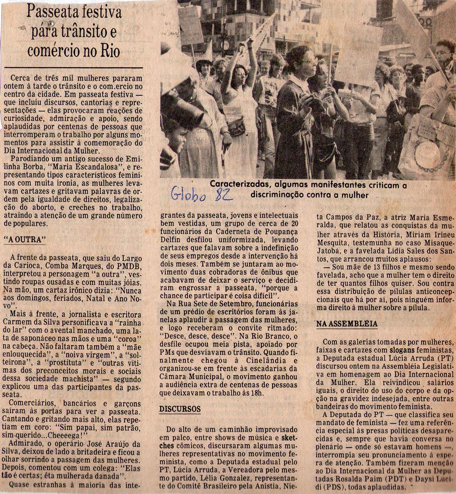 1982 - O Globo. Passeata festiva para trnsito e comrcio no Rio.